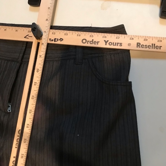 Kenneth Cole Reaction  size 12 high rise grey black pinstripe wide leg trousers - Picture 9 of 12